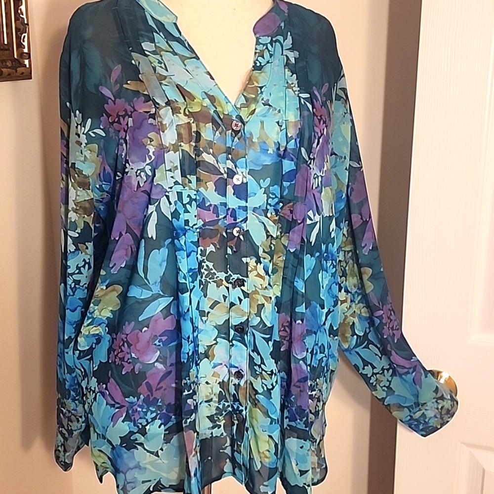 Soft Surroundings Floral Blouse